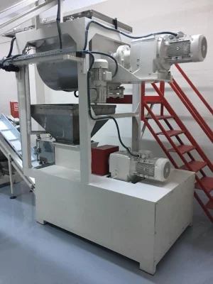 Machine de fabrication de moules à savon